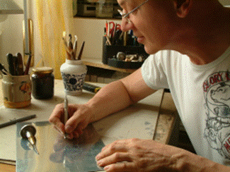 Riccardo Prevosti, artista incisore calcografo che realizza le proprie opere su torchio a mano. 
